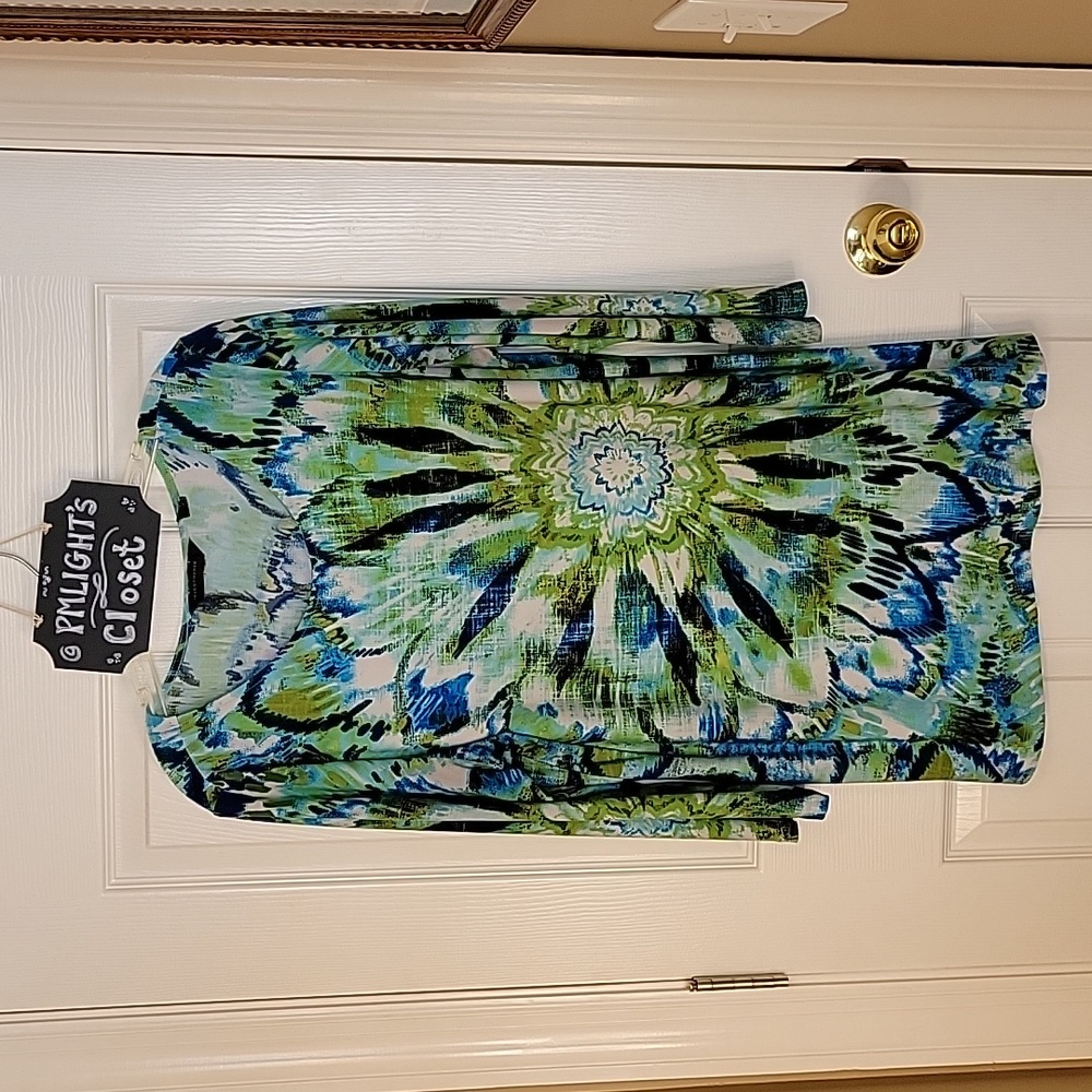 Investments Multicolor Tunic Top